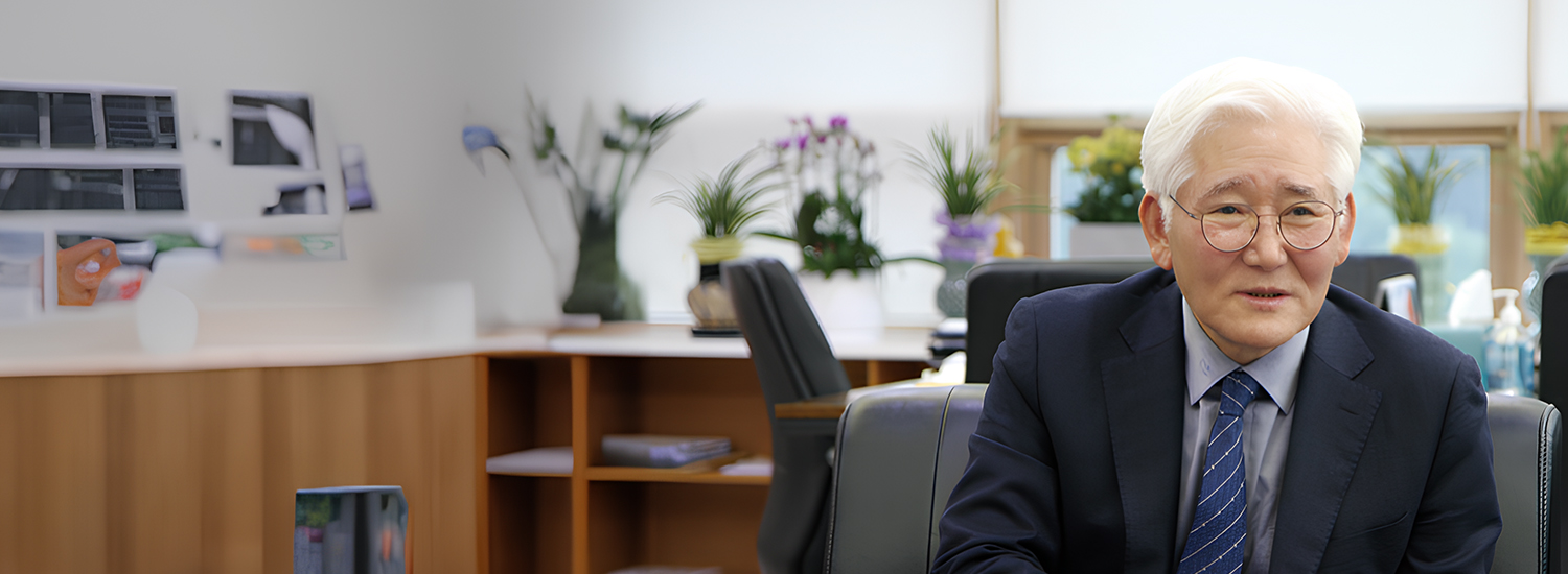 이종진 총장 사진